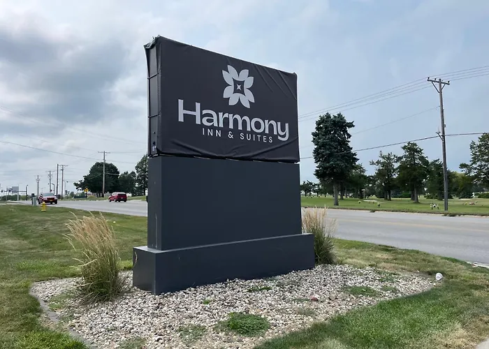 Harmony Inn & Suites