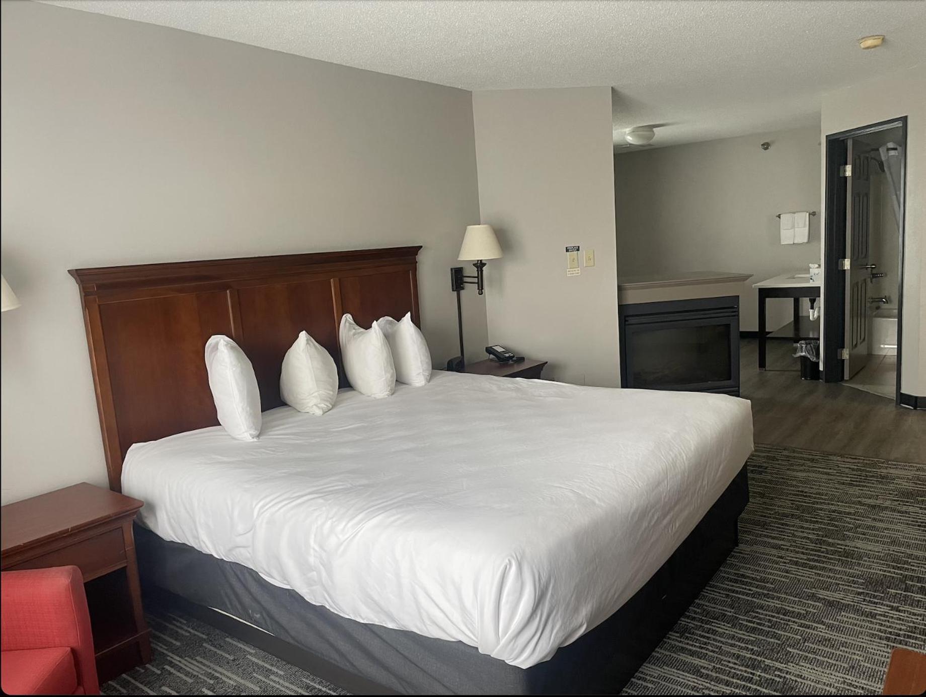Harmony & Hotel